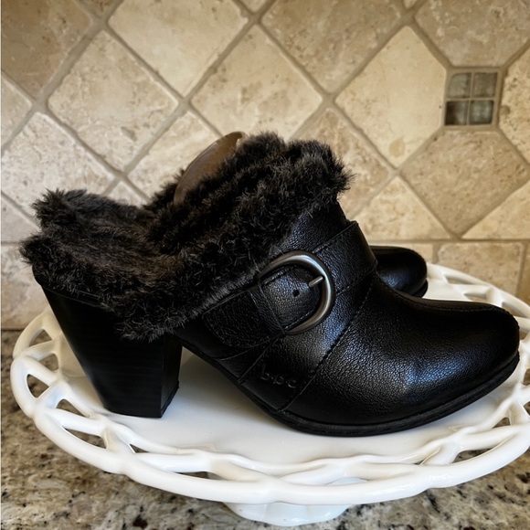 Born BOC Black Mules - Picture 1 of 11